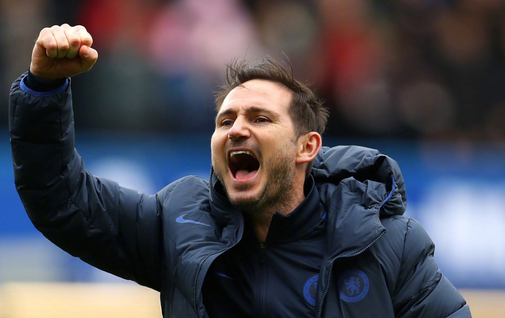  斯特拉斯堡主帅赛后炮轰裁判不公判罚  