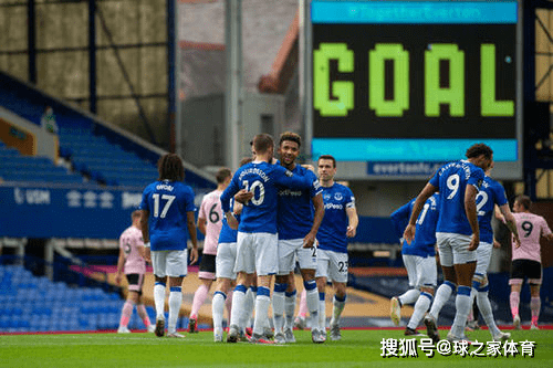  弗赖堡客场击败奥格斯堡重燃欧战希望